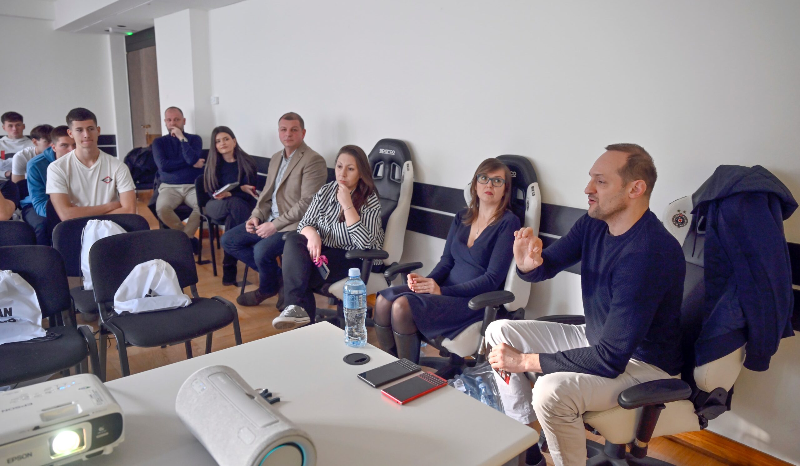 Nedeljnik: Udruženje priređivača igara na sreću SPIS pokrenulo program edukacije mladih „I jedan je mnogo“